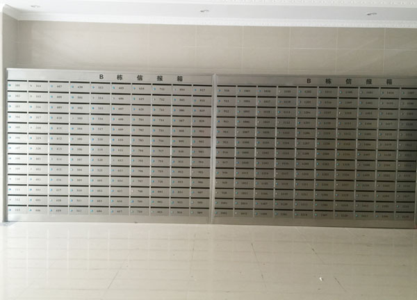 落地式信報箱（10）